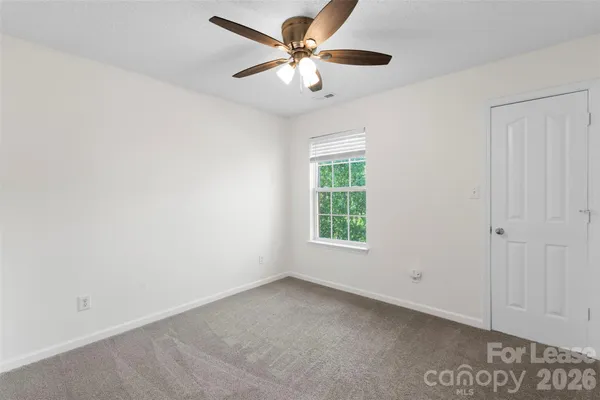 $2,095 | 15505 De Havilland Drive, Charlotte, NC 28278