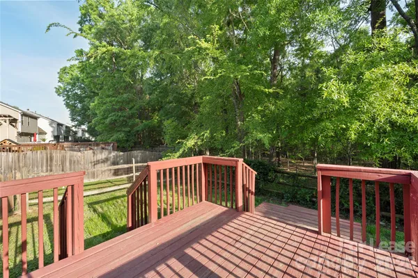 $2,095 | 15505 De Havilland Drive, Charlotte, NC 28278
