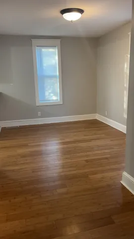 $2,600 | 726 Randolph Avenue, St. Paul, MN 55102