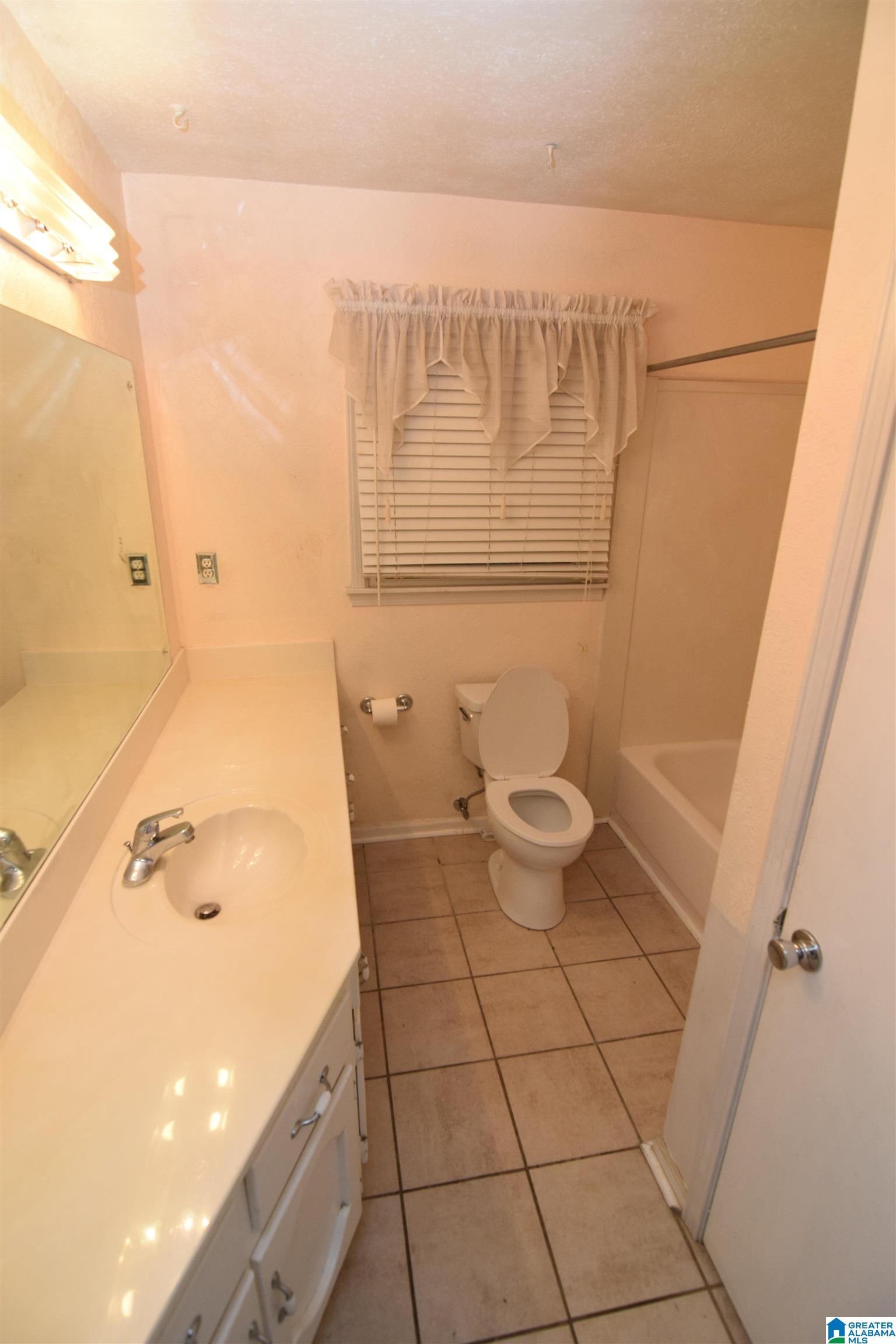 6101 Tyler Loop Road Pinson, AL 35126 - Photo 9 of 17