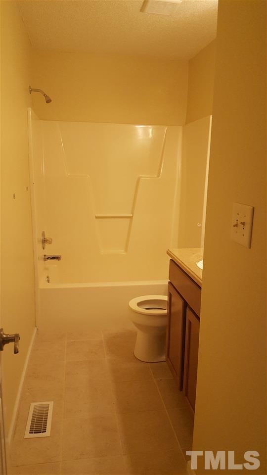 1007 Laurel Leaf Road Zebulon, NC 27597 - Photo 14 of 23 Gallery Image 14
