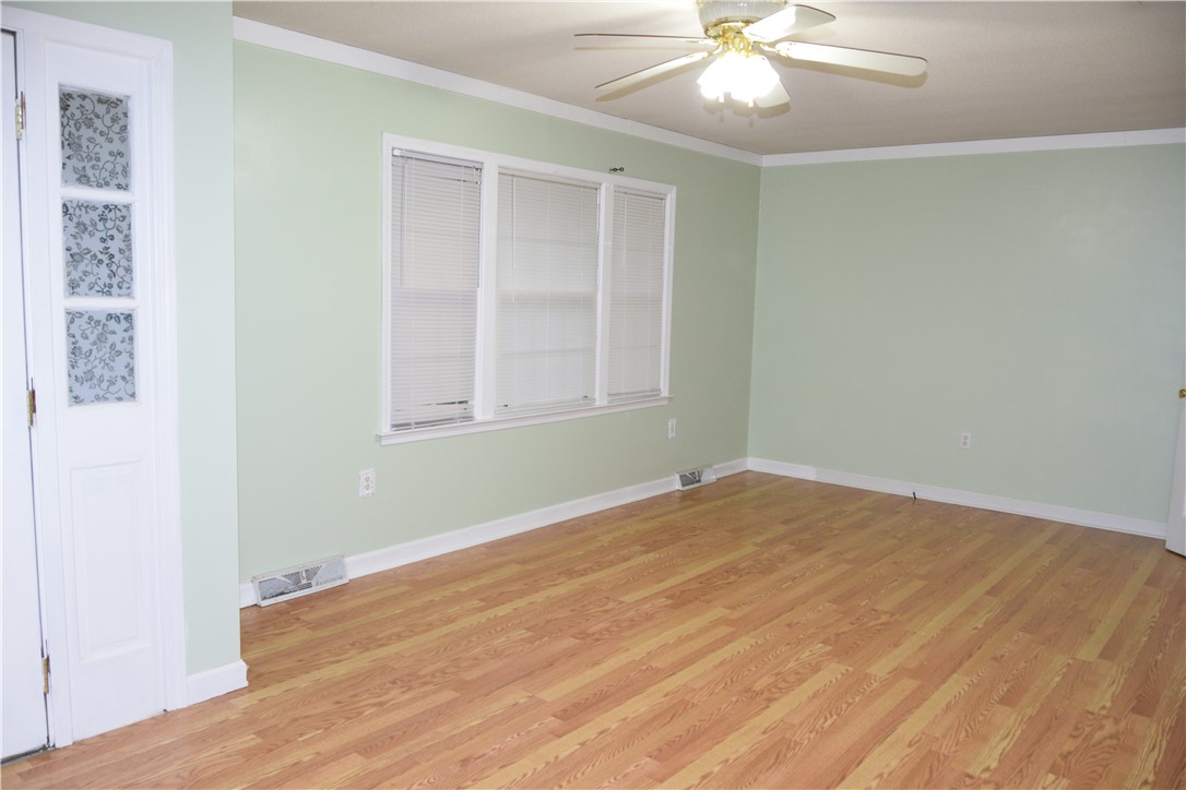 109 Pine Tree Lane Anderson, SC 29625 - Photo 3 of 19