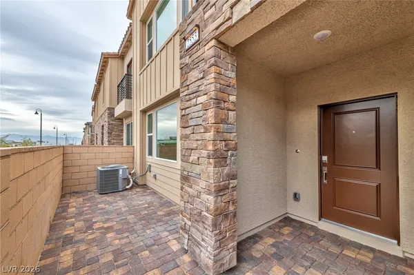 $2,800 | 2553 Venetia Pointe Street, Henderson, NV 89044