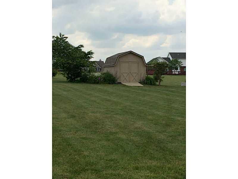 3251 Windy Ridge Drive Springfield, OH 45502 - Photo 2 of 25