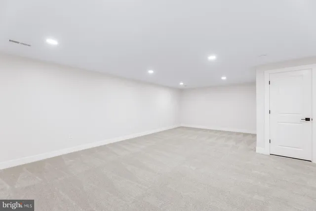 $999,900 | 866 Hulmeville Road, Langhorne, PA 19047