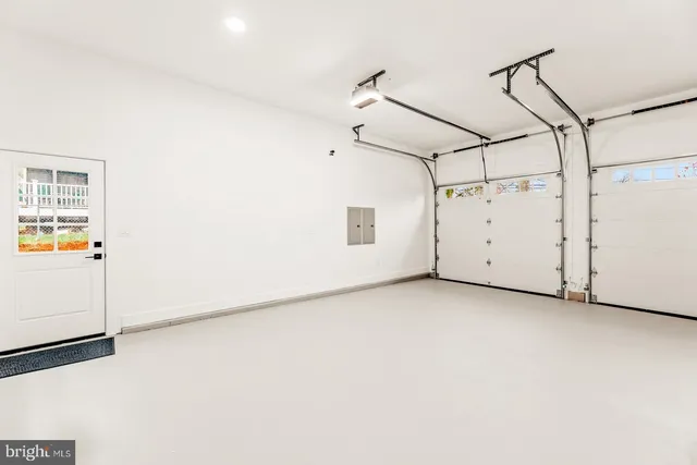 $999,900 | 866 Hulmeville Road, Langhorne, PA 19047