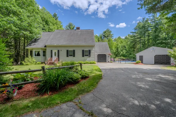$499,900 | 74 Copeland Hill Road, Holden, ME 04429