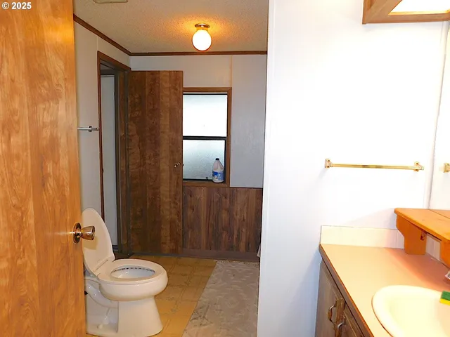 $75,000 | 90971 Highway 101, Unit 73, Warrenton, OR 97146