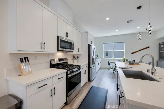 $6,500 | 987 East Mason Lane, Unit 130, Anaheim, CA 92805