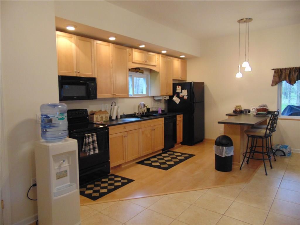 266 South Cottage Road Mercer, PA 16137 - Photo 3 of 25