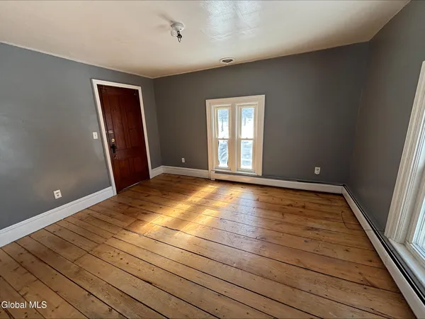 $1,225 | 372 Highway 43, Unit 2W, Stephentown, NY 12168