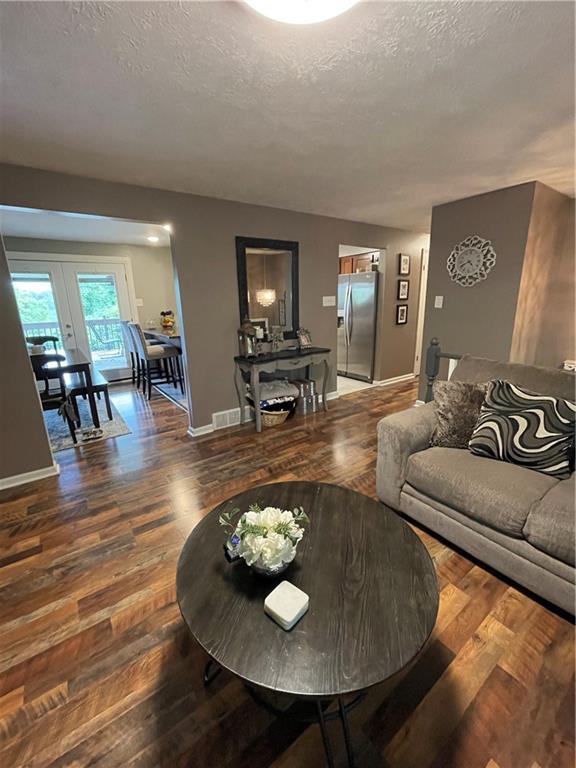 17 Truman Road Charleroi, PA 15022 - Photo 5 of 25 Gallery Image 5