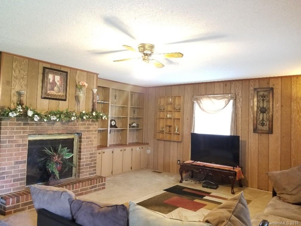 2013 Hilton Way Road Lancaster, SC 29720 - Photo 3 of 22 Gallery Image 3