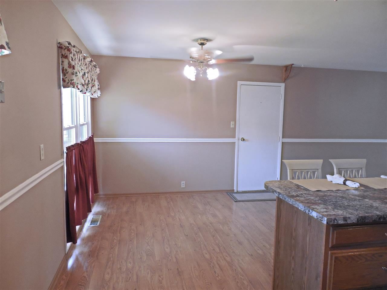 337 Lexington Road Evansville, IN 47710 - Photo 6 of 18 Gallery Image 6