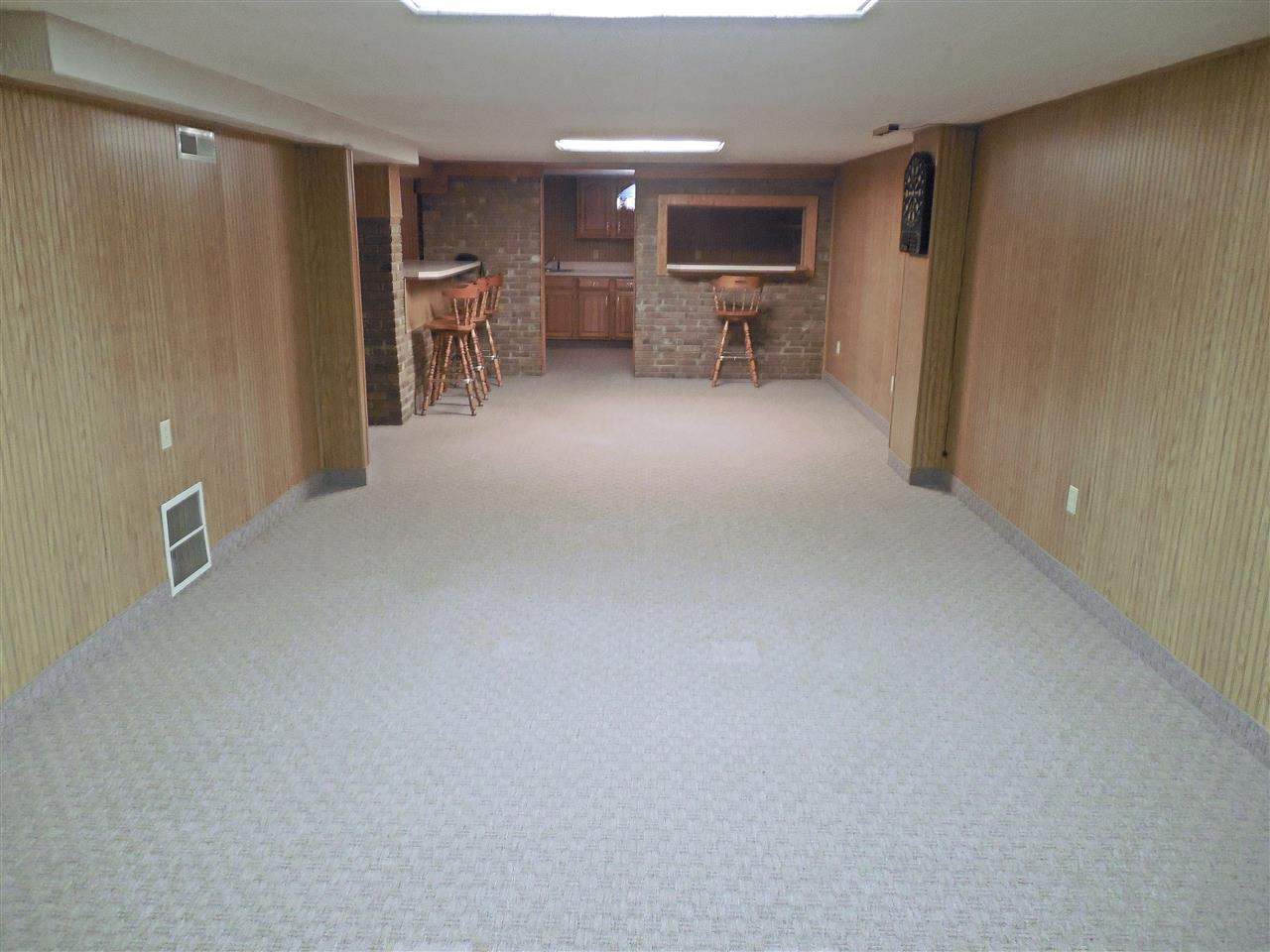 337 Lexington Road Evansville, IN 47710 - Photo 7 of 18 Gallery Image 7