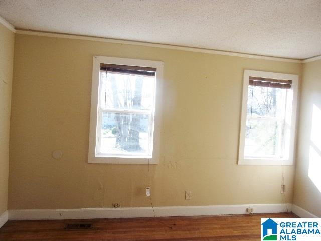 205 20th Street Southwest Birmingham, AL 35211 - Photo 4 of 11