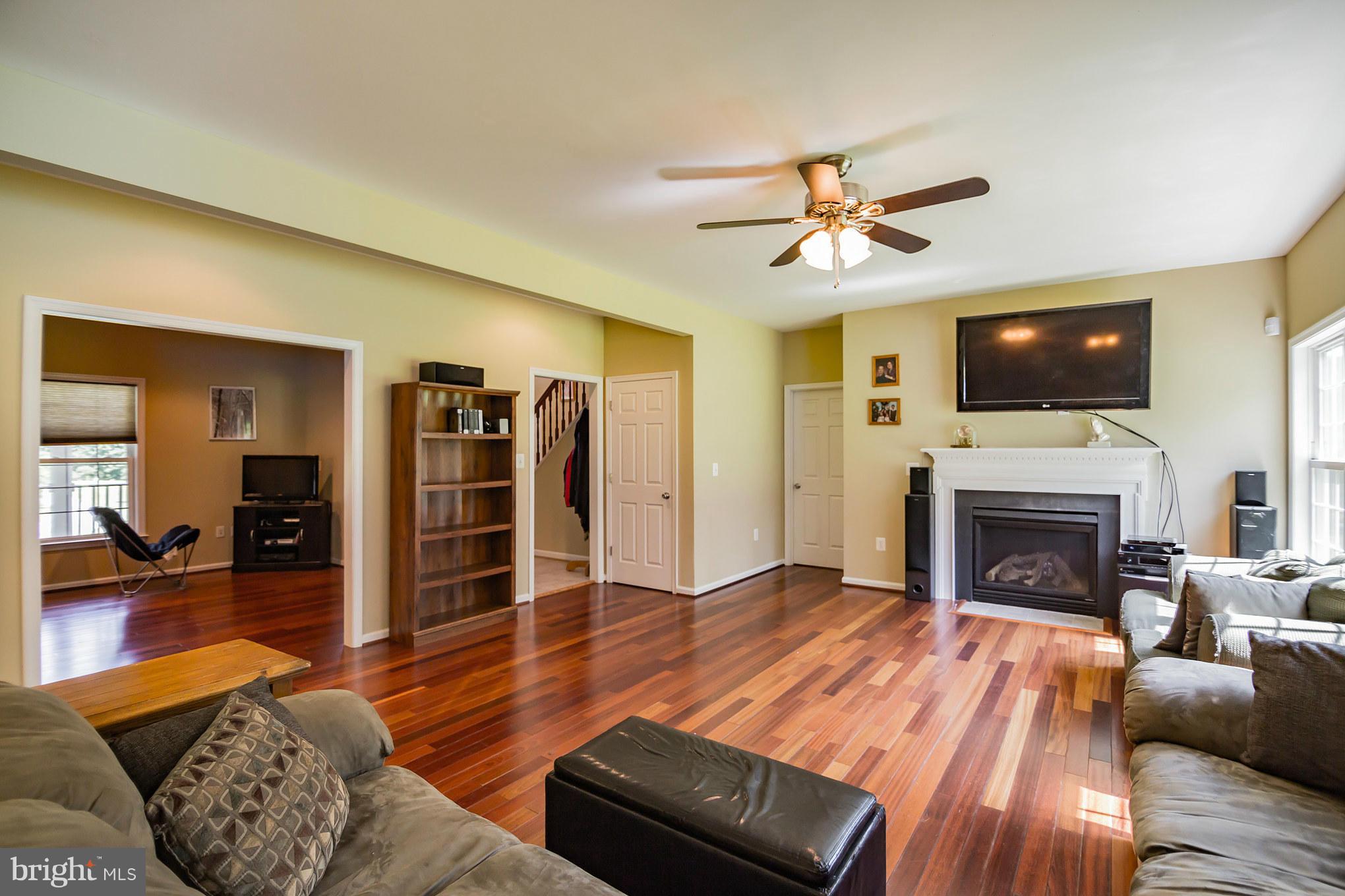 9260 Gunston Road Welcome, MD 20693 - Photo 8 of 30 Family Room