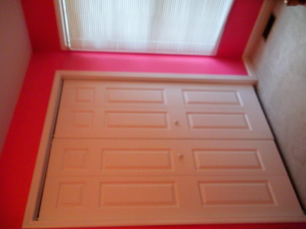 2914 Green Ridge Road Northwest Roanoke, VA 24019 - Photo 18 of 23 a view of small space with wooden floor