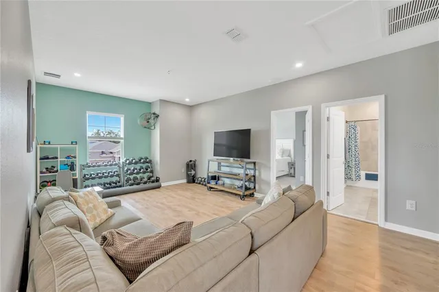 $499,900 | 10814 Whitland Grove Drive, Riverview, FL 33578