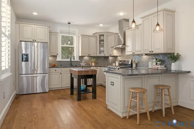 $709,900 | 2913 East Marshall Street, Richmond, VA 23223