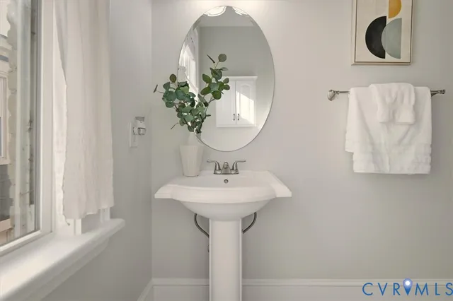 $709,900 | 2913 East Marshall Street, Richmond, VA 23223