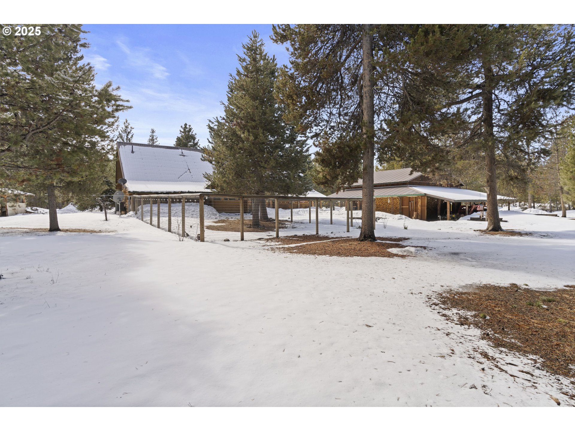 140643 Kamloop Lane Gilchrist, OR 97737 - Photo 33 of 36