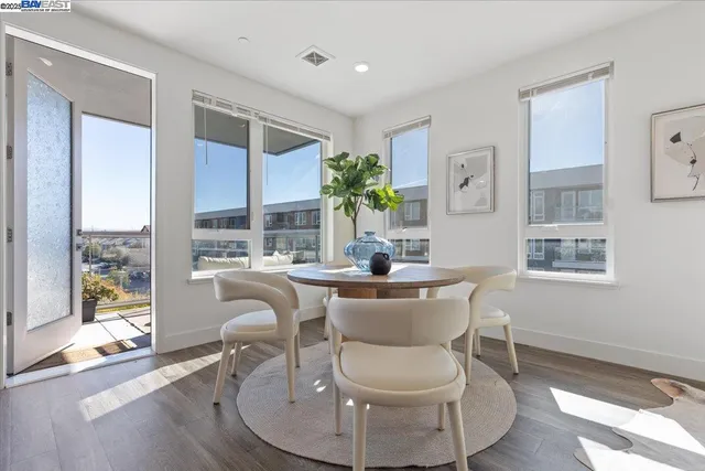 $849,000 | 5925 Charlotte Drive, Unit 334, San Jose, CA 95123