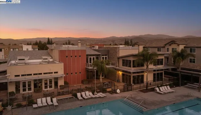 $849,000 | 5925 Charlotte Drive, Unit 334, San Jose, CA 95123