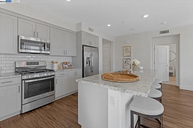 $849,000 | 5925 Charlotte Drive, Unit 334, San Jose, CA 95123