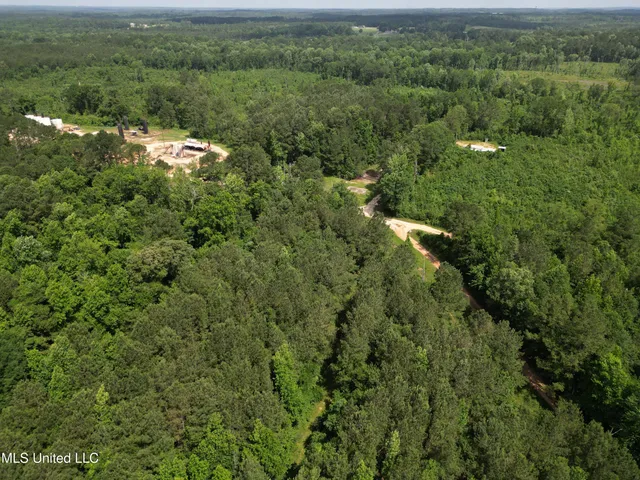 $279,400 | 2337 Co Road, Bay Springs, MS 39422
