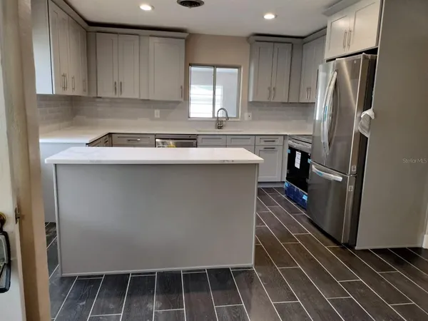 $2,100 | 3246 Northeast 7th Lane, Ocala, FL 34470