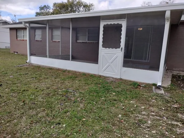 $2,100 | 3246 Northeast 7th Lane, Ocala, FL 34470