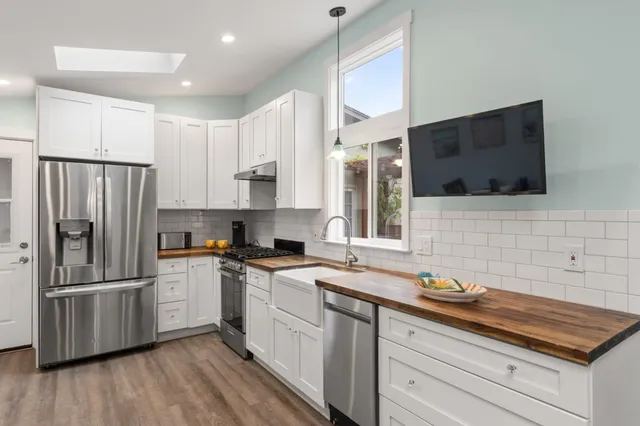 $1,598,000 | 1416 Flores Drive, Pacifica, CA 94044