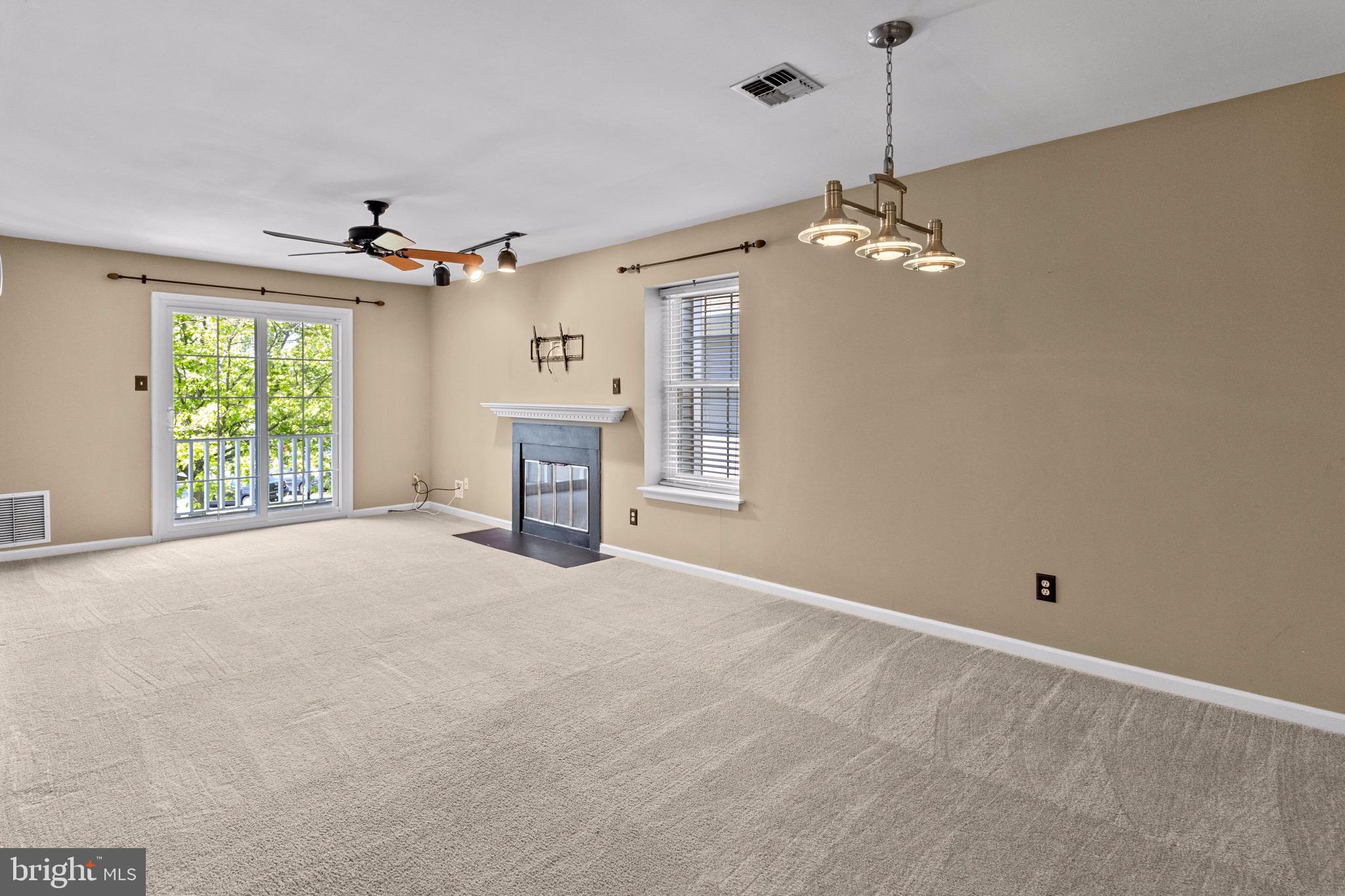337 McIntosh Road West Chester, PA 19382 - Photo 2 of 25 Gallery Image 2