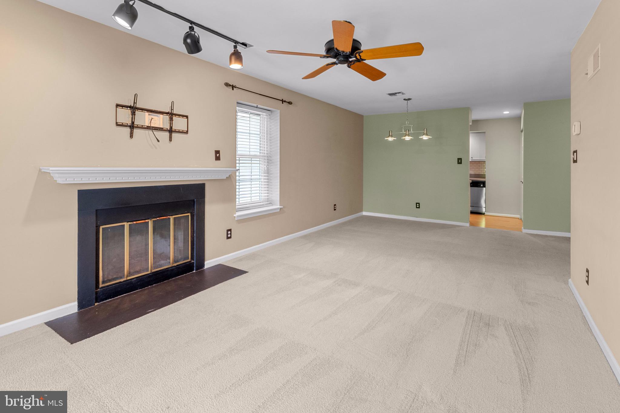 337 McIntosh Road West Chester, PA 19382 - Photo 4 of 25 Gallery Image 4