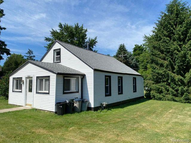 3285 Mapleridge Highland, MI 48356 - Photo 1 of 3