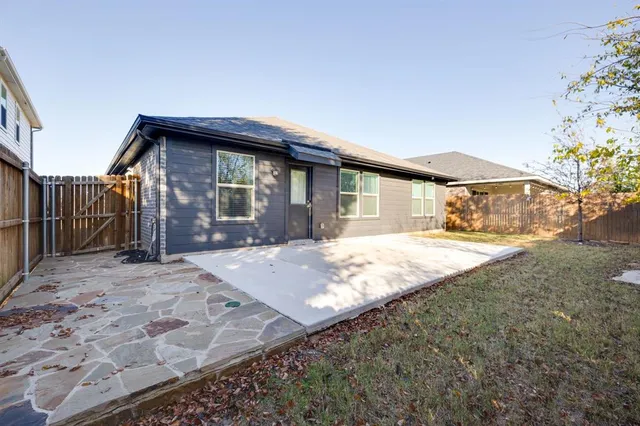 a view of a house with a outdoor space