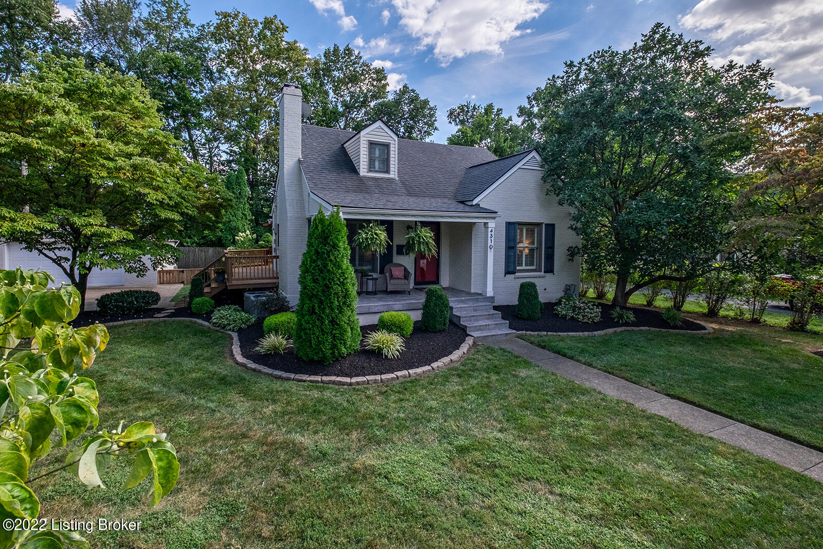 4310 Alton Road Louisville, KY 40207 - Photo 1 of 66 0074