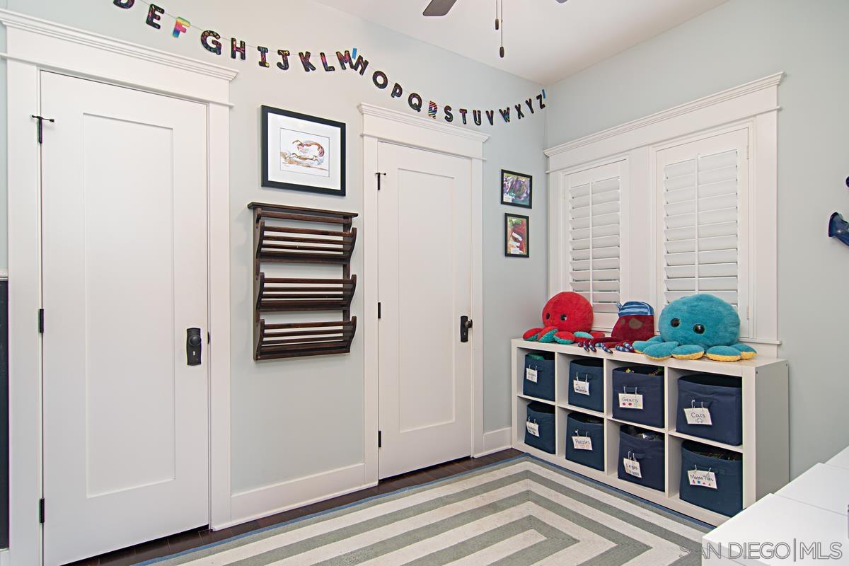 918 D Coronado Ca Coronado, CA 92118 - Photo 11 of 27 a view of a hallway with entryway and chandelier