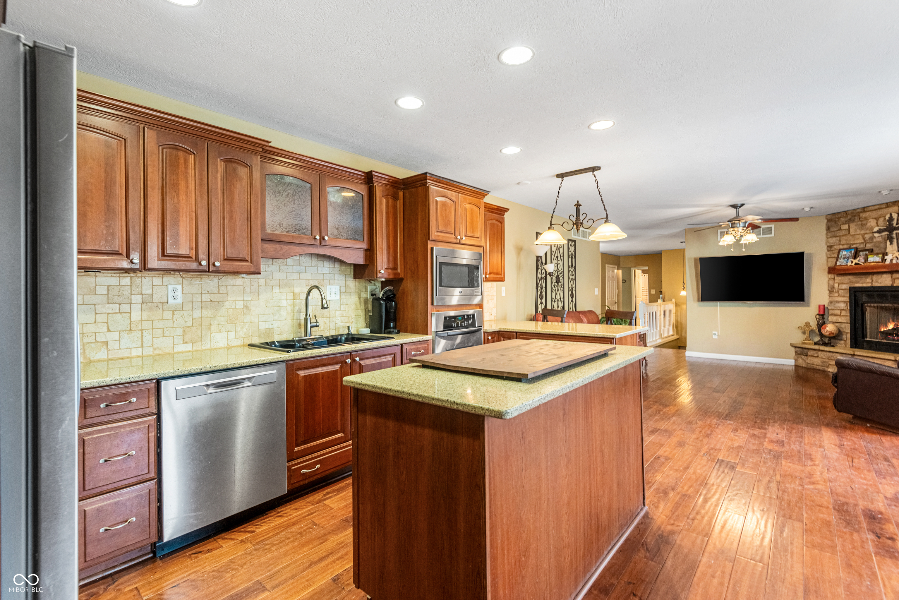 6370 State Road 46 Columbus, IN 47201 - Photo 14 of 58