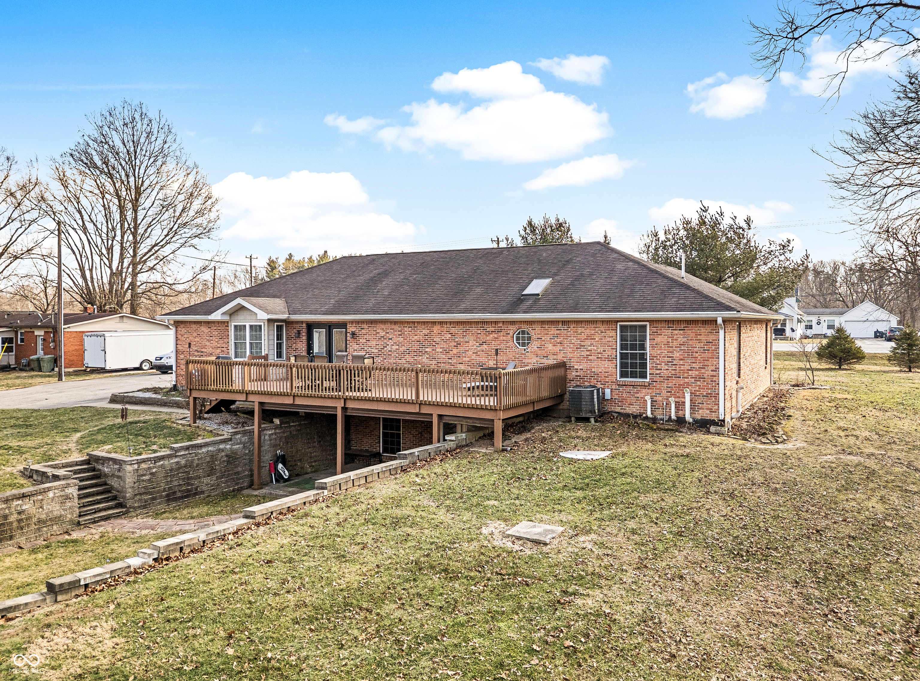 6370 State Road 46 Columbus, IN 47201 - Photo 53 of 58