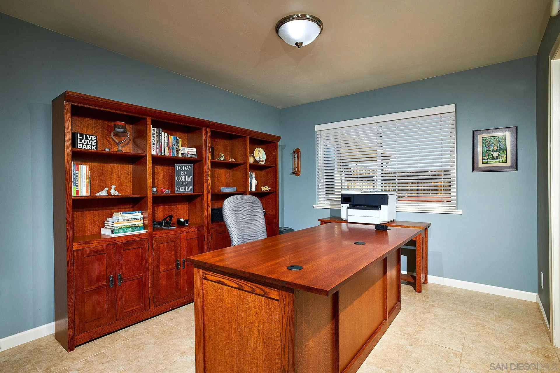 1076 Ranchito Vista Alpine, CA 91901 - Photo 21 of 57 a dining room with a table and chairs in it