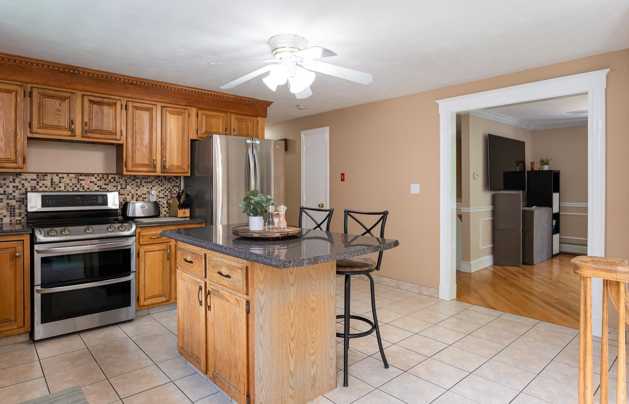 67 Drew Road Derry, NH 03038 - Photo 5 of 37