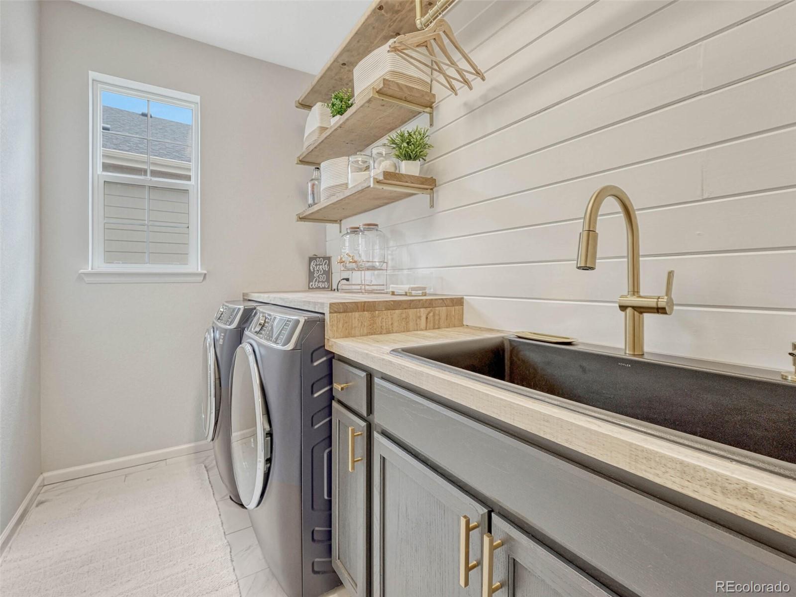 5921 Berry Ridge Wy. Castle Rock, CO 80104 - Photo 15 of 43
