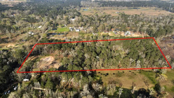 $350,000 | 16915 Payne Road, Conroe, TX 77302