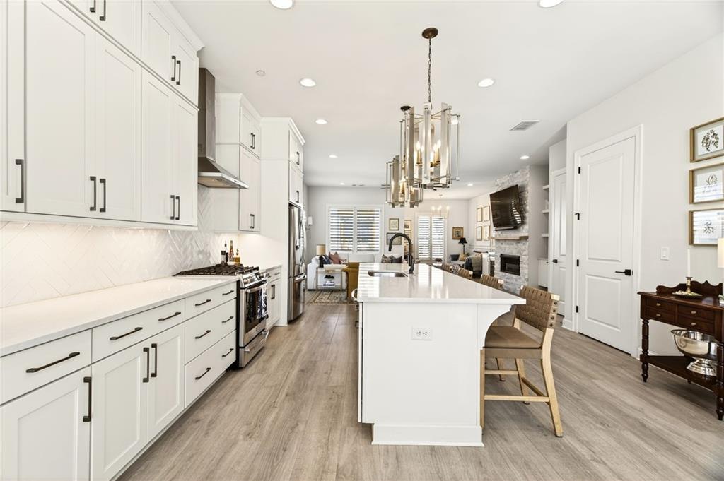 4342 Parkside Place Atlanta, GA 30342 - Photo 8 of 40