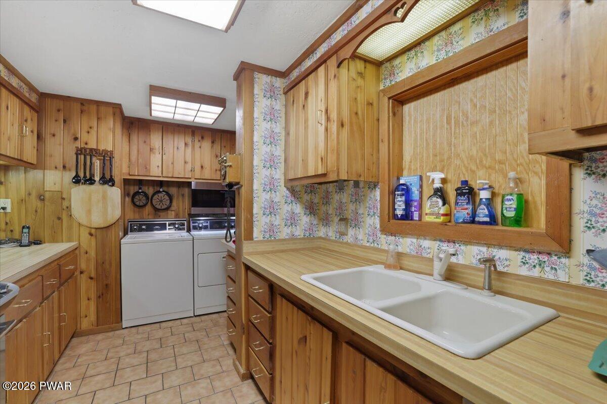20 Kensington Road Hawley, PA 18428 - Photo 11 of 43