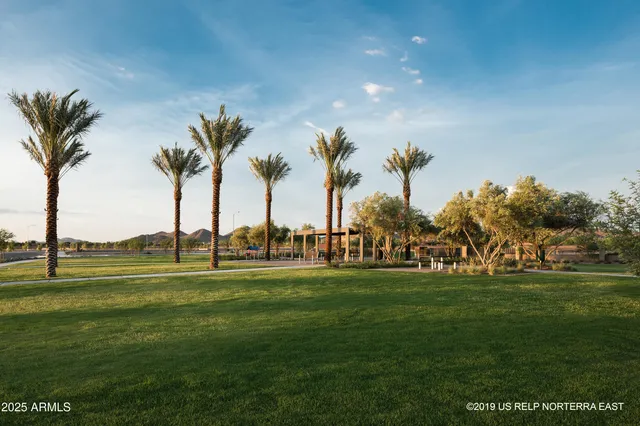 $799,900 | 2142 West Hide Trail, Phoenix, AZ 85085