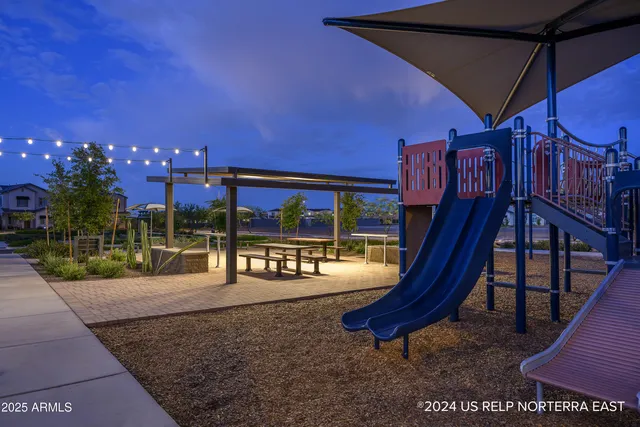 $799,900 | 2142 West Hide Trail, Phoenix, AZ 85085