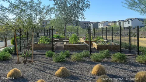 $799,900 | 2142 West Hide Trail, Phoenix, AZ 85085